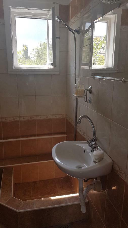 Család-Barát Apartman Balatonlelle Exteriér fotografie